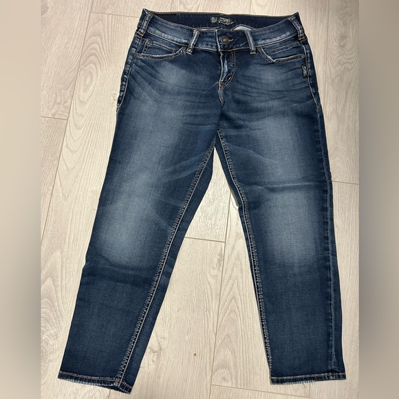 Silver Jean co - womens capri - Picture 2 of 4